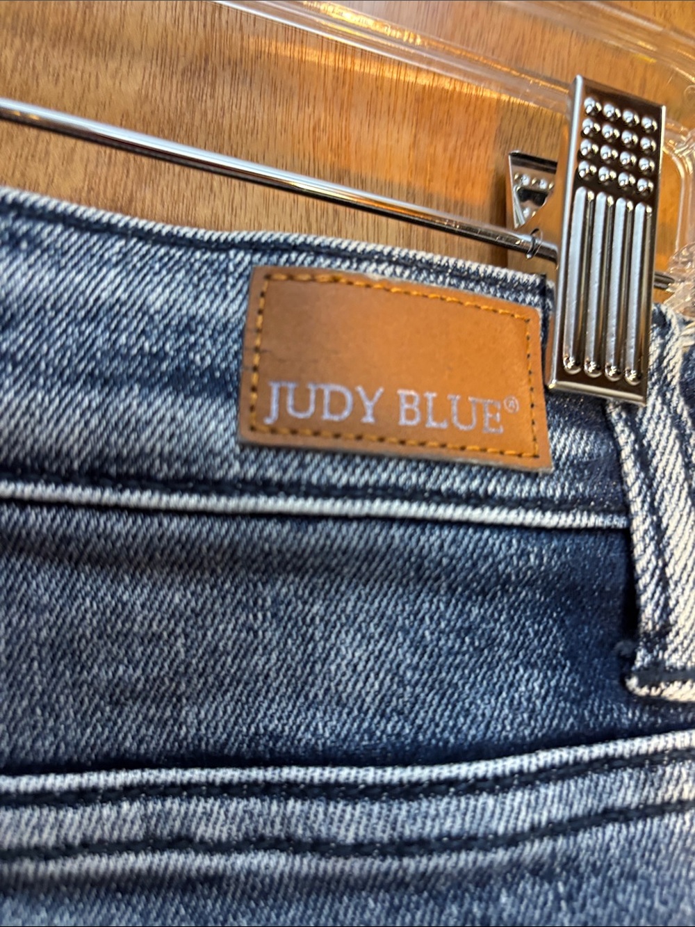 Judy Blue Distressed Boyfriend Jeans - Picture 8 of 10